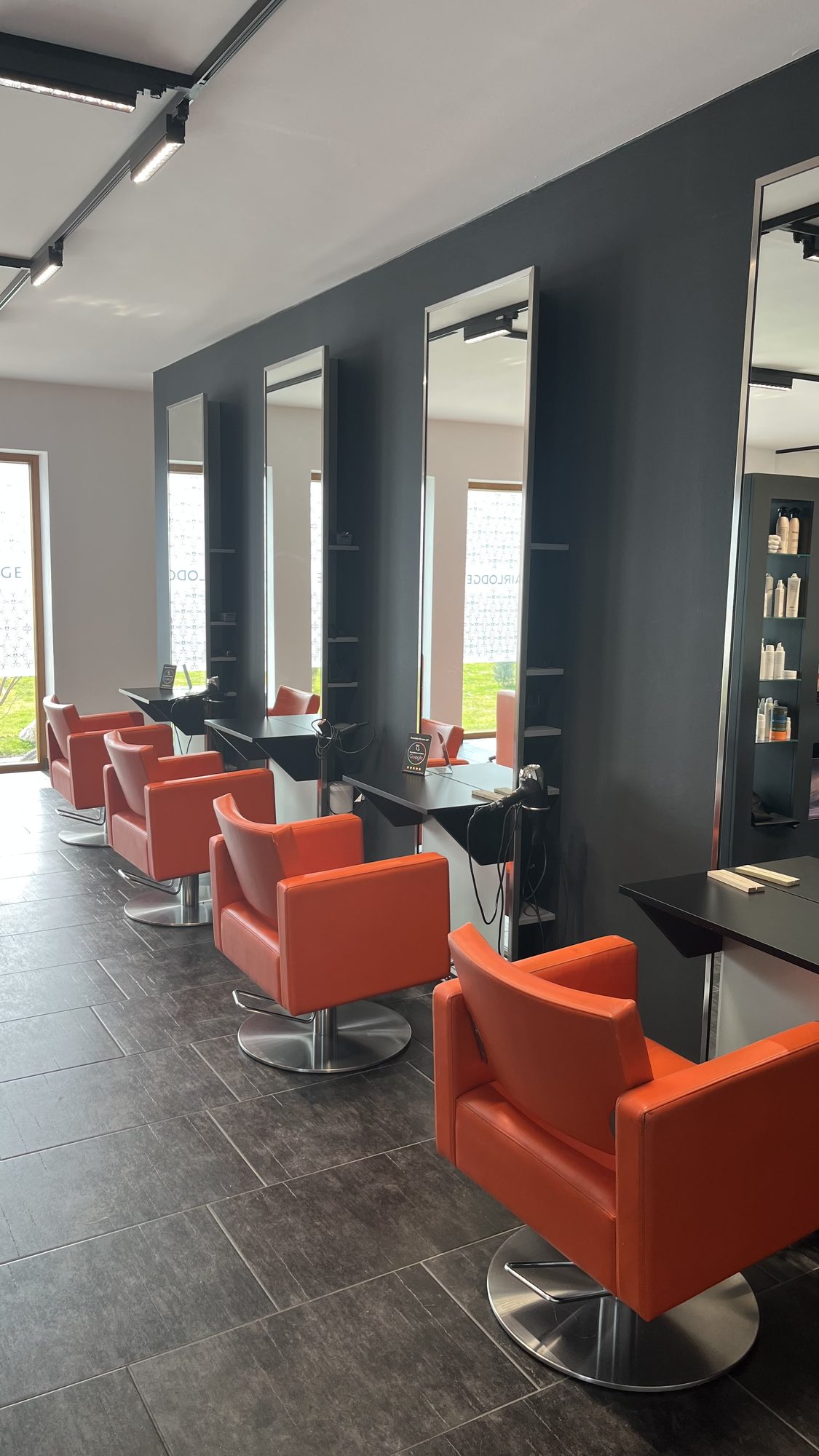 HAIRLODGE Ebbs, Einblicke in den Salon (Eindruck 3)