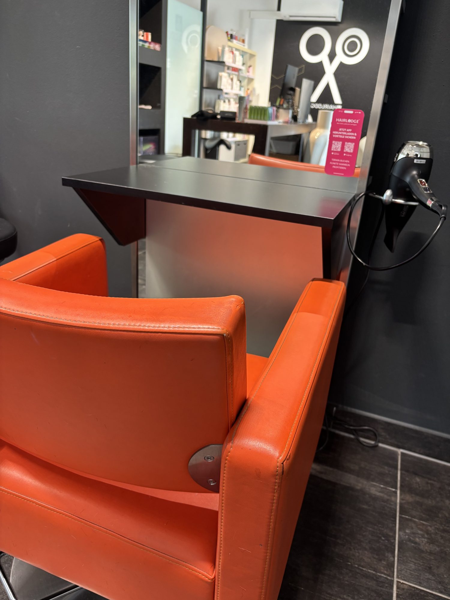 HAIRLODGE Ebbs, Einblicke in den Salon (Eindruck 16)