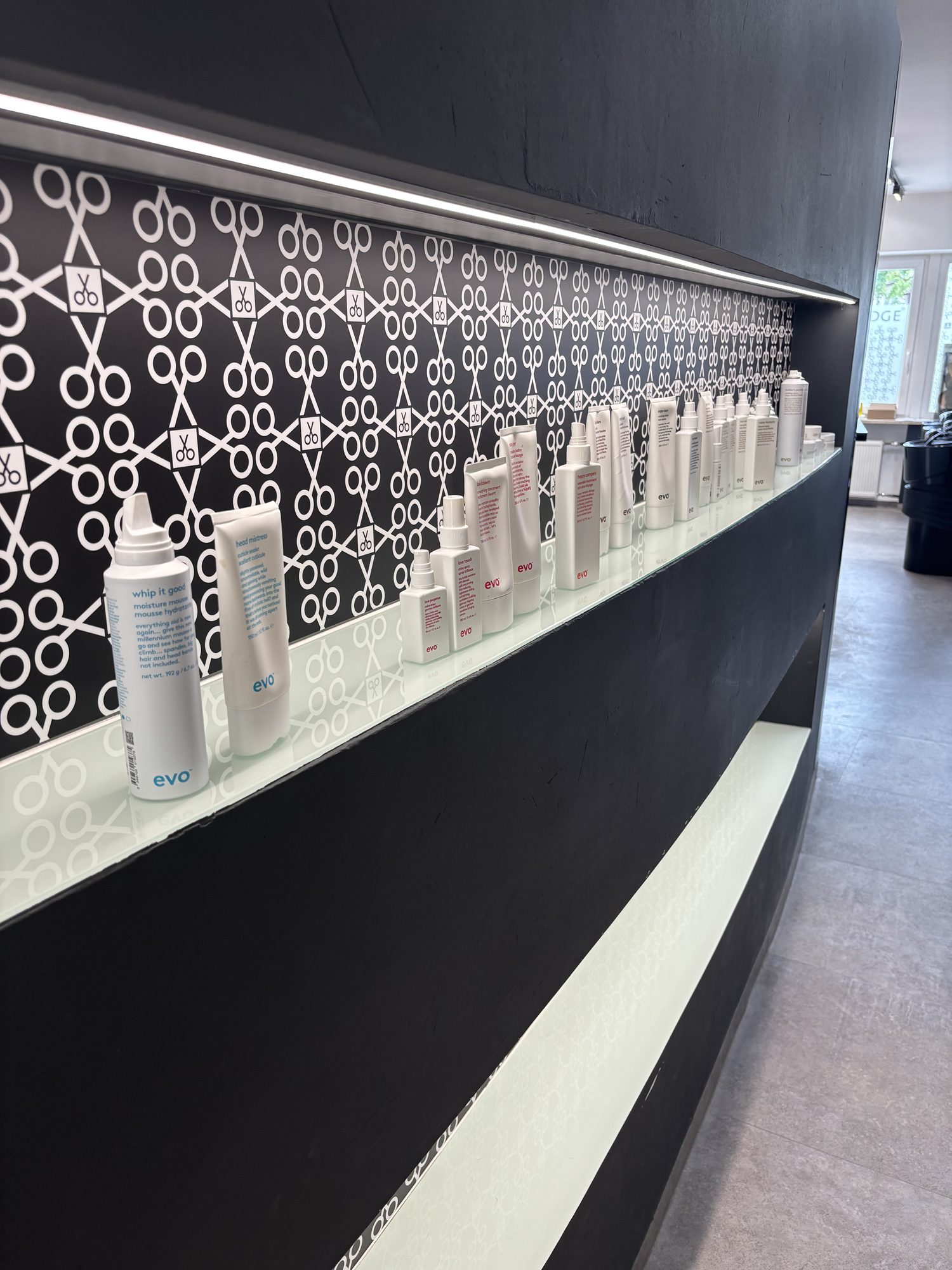 HAIRLODGE Wörgl, Friseursalon im Tiroler Unterland (Eindruck 14)