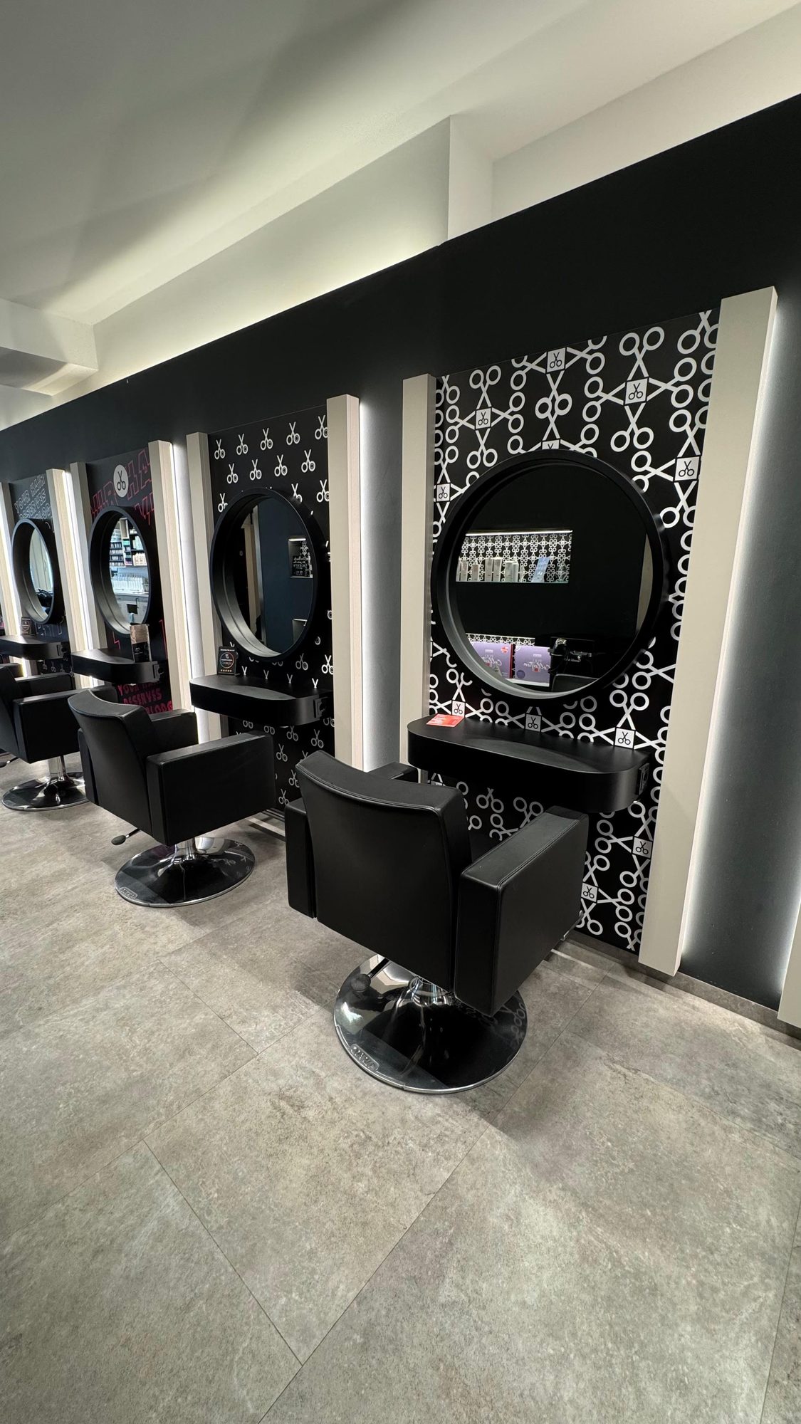 HAIRLODGE Wörgl, Friseursalon im Tiroler Unterland (Eindruck 17)