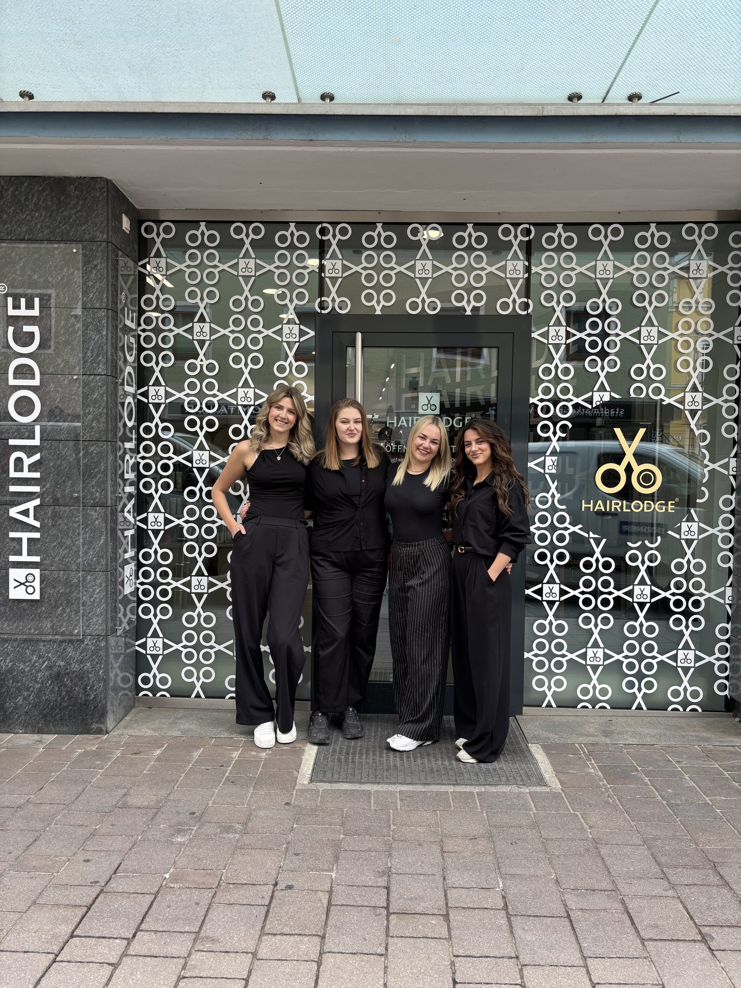 Das Team von HAIRLODGE Wörgl